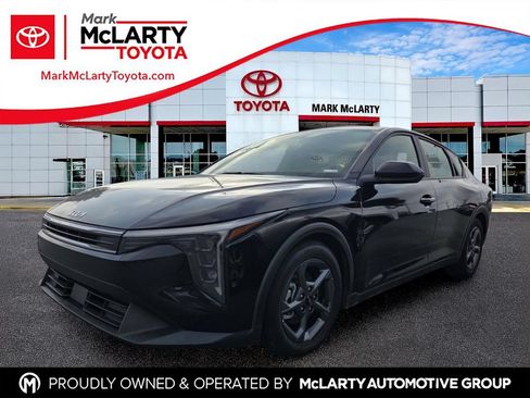 Used 2025 Kia K4 FWD image 1