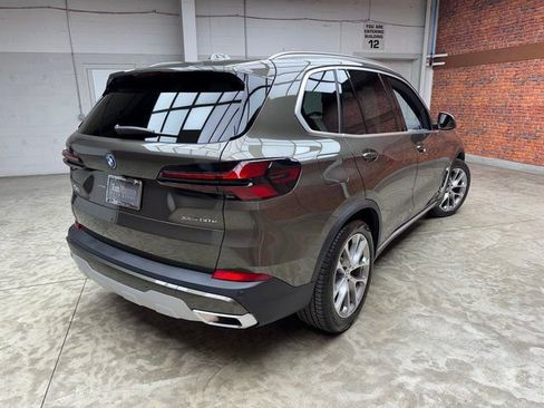 New 2026 BMW X5 xDrive50e image 5