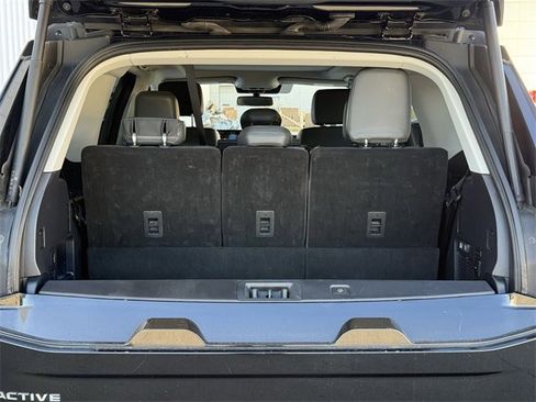 Used 2025 Ford Expedition Active image 33