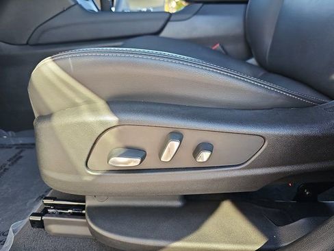 Used 2025 Cadillac XT6 Premium Luxury w/ LPO, Floor Liner Package image 32