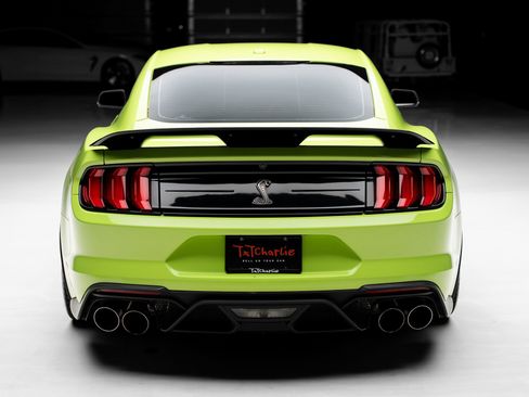 Used 2020 Ford Mustang Shelby GT500 w/ Technology Package image 28