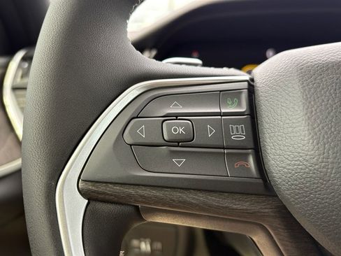 New 2026 Jeep Grand Cherokee L 2WD image 12