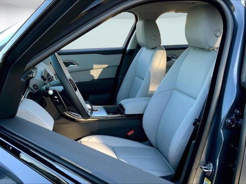 New 2025 Land Rover Range Rover Velar S AWD/4WD image 4