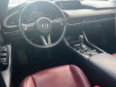 Used 2024 MAZDA MAZDA3 s image 18