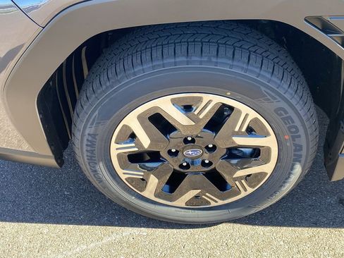 Used 2025 Subaru Forester Premium image 10