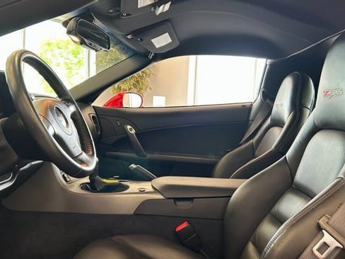 Used 2007 Chevrolet Corvette Z06 w/ Preferred Equipment Group image 17