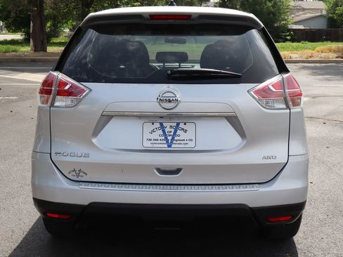 Used 2016 Nissan Rogue S AWD/4WD image 6