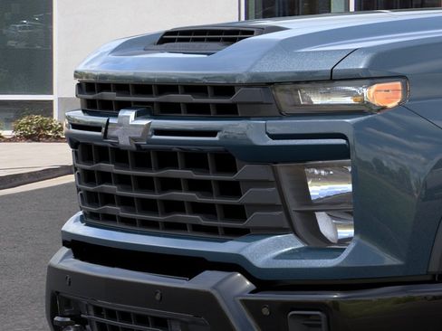 New 2026 Chevrolet Silverado 2500 Custom w/ Custom Value Package AWD/4WD image 15
