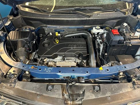 Used 2025 Chevrolet Equinox LT AWD/4WD image 22