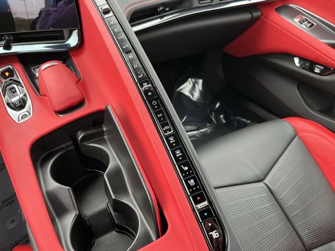 Used 2024 Chevrolet Corvette Stingray Preferred Conv w/ Stealth Interior Trim Package image 23