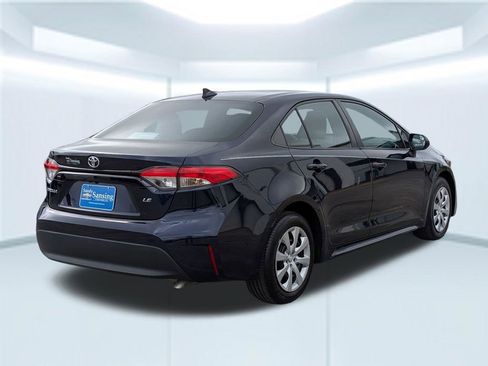 Used 2023 Toyota Corolla LE image 5