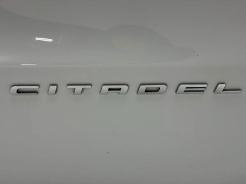 Used 2013 Dodge Durango Citadel w/ Technology Group RWD image 9