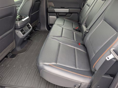 Used 2025 Ford F150 Lariat w/ Equipment Group 501A Mid image 27