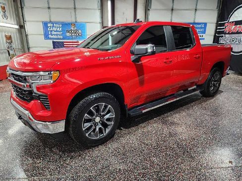 Used 2023 Chevrolet Silverado 1500 LT w/ Protection Package AWD/4WD image 3