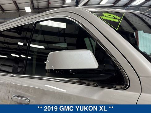 Used 2019 GMC Yukon XL Denali w/ Denali Ultimate Package image 8