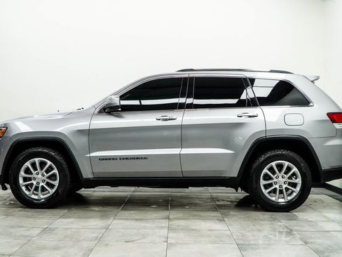 Used 2021 Jeep Grand Cherokee Laredo image 8