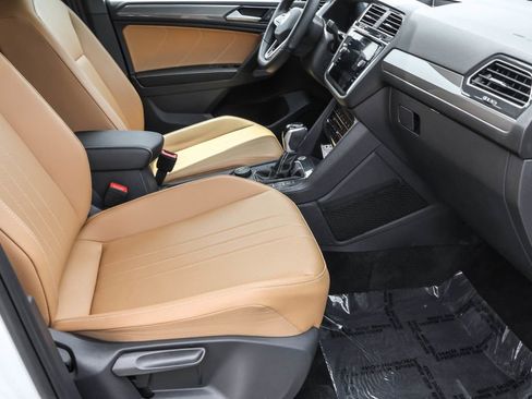Used 2023 Volkswagen Tiguan SE R-Line AWD/4WD image 39