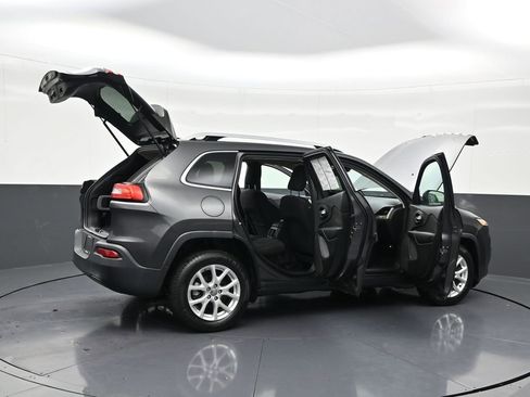 Used 2016 Jeep Cherokee Latitude image 33