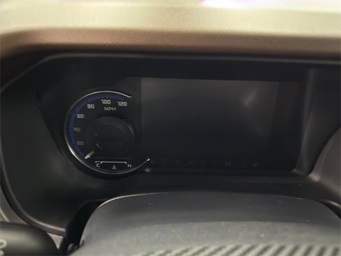 Used 2023 Ford Bronco Outer Banks image 11