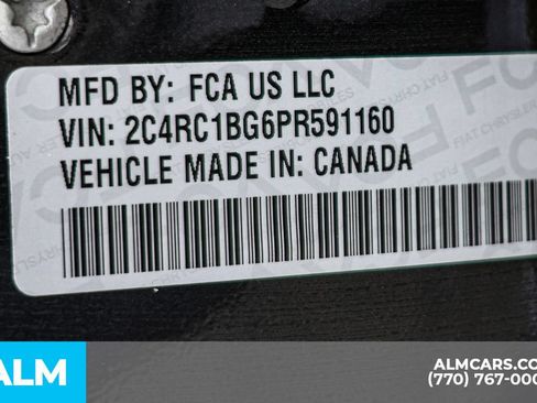 Used 2023 Chrysler Pacifica Touring-L FWD image 63