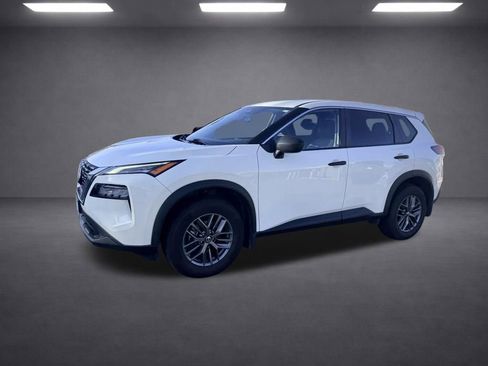 Used 2021 Nissan Rogue S FWD image 18
