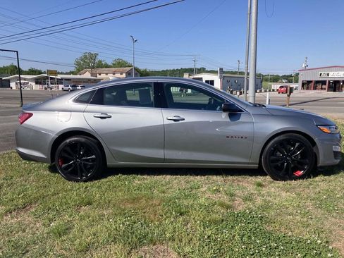 Used 2025 Chevrolet Malibu LT w/ Redline Edition image 2