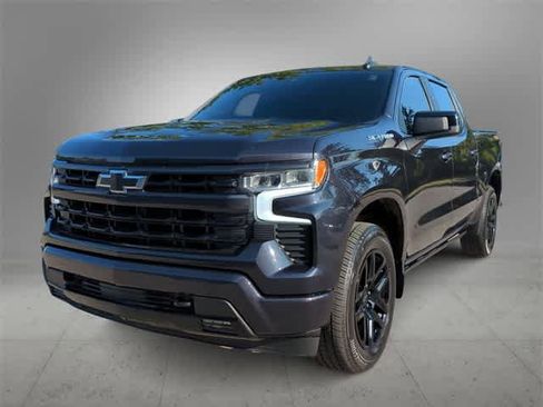 Used 2023 Chevrolet Silverado 1500 RST image 3
