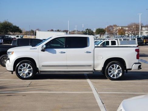 Used 2024 Chevrolet Silverado 1500 High Country image 13