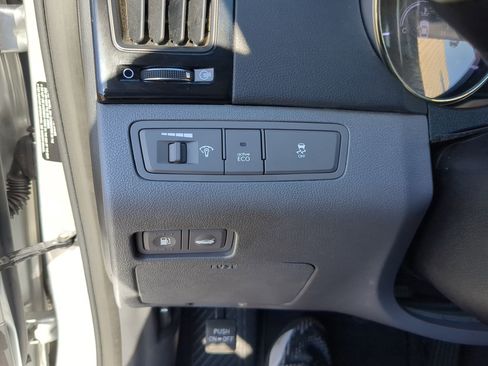 Used 2013 Hyundai Sonata Limited image 29