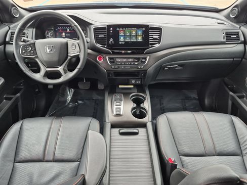 Used 2023 Honda Passport TrailSport image 25