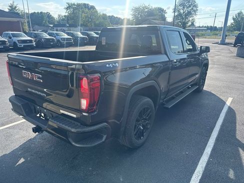 Used 2024 GMC Sierra 1500 Elevation AWD/4WD image 3