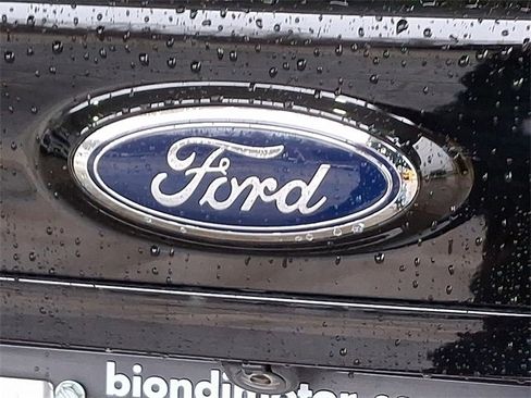 Used 2019 Ford Edge ST w/ Cold Weather Package image 29