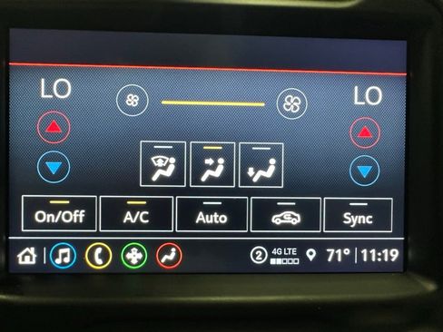 Used 2022 GMC Sierra 2500 AT4 image 31