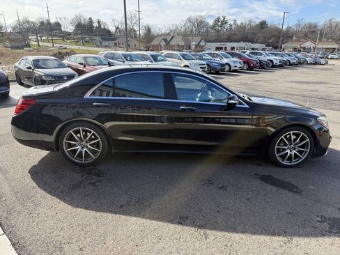 Used 2018 Mercedes-Benz S 560 Sedan image 6