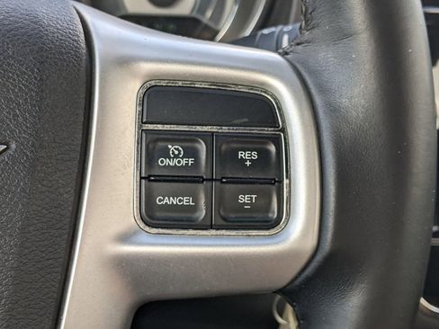 Used 2012 Chrysler 200 Touring image 19