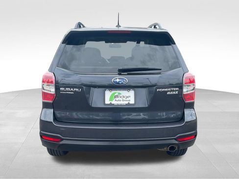 Used 2015 Subaru Forester 2.5i Limited AWD/4WD image 7