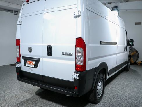 Used 2023 RAM ProMaster 2500 FWD image 7