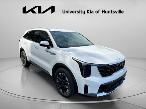 Used 2024 Kia Sorento S FWD image 1