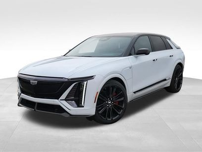New 2026 Cadillac Lyriq V w/ Exterior Carbon Fiber Package