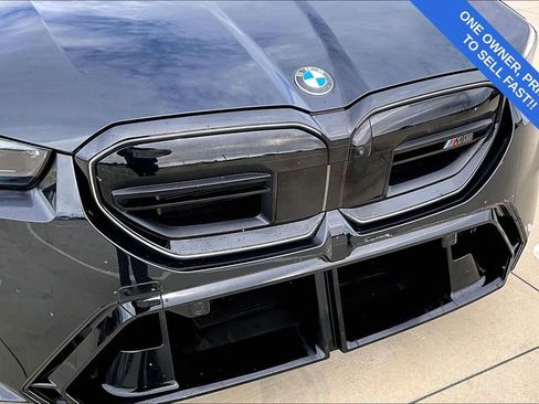 Used 2025 BMW M5 w/ Executive Package image 37