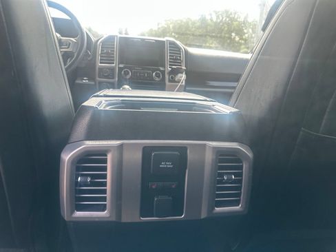 Used 2016 Ford F150 Platinum w/ Equipment Group 701A Luxury AWD/4WD image 40