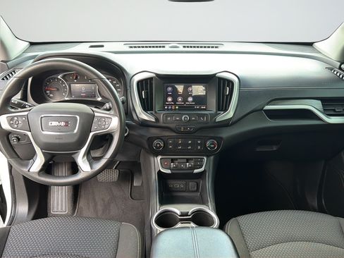 Used 2022 GMC Terrain SLE FWD image 18