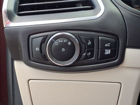 Used 2024 Ford Edge Titanium AWD/4WD image 16