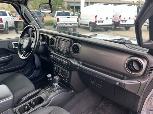 Used 2020 Jeep Wrangler Unlimited Sport AWD/4WD image 17