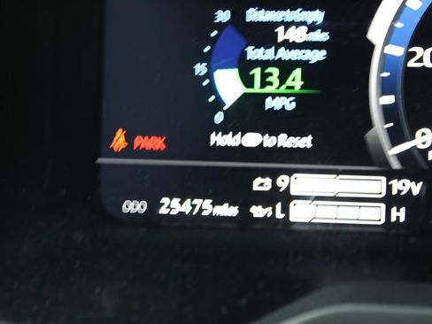 Used 2022 Toyota Tundra Platinum w/ Advanced Package image 17