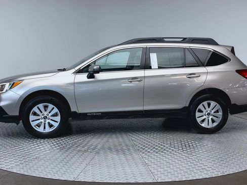 Used 2015 Subaru Outback 2.5i Premium image 5