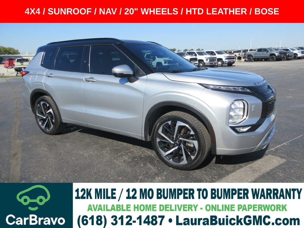 Used 2023 Mitsubishi Outlander SEL AWD/4WD image 1