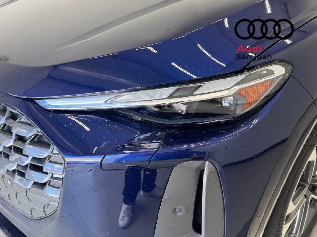 Used 2025 Audi Q5 Premium w/ Convenience Package AWD/4WD image 4