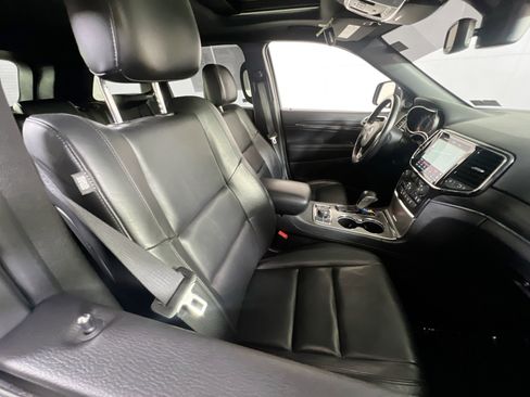 Used 2021 Jeep Grand Cherokee Limited image 28