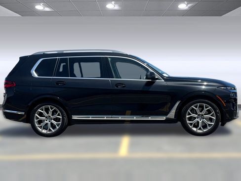 Used 2025 BMW X7 xDrive40i AWD/4WD image 7